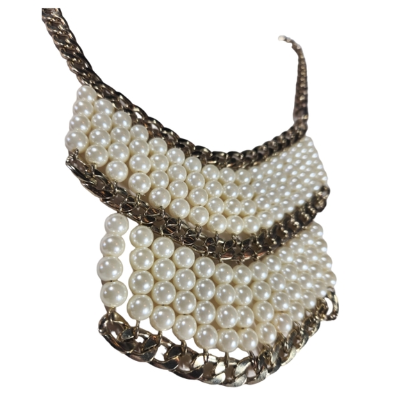 Gold Chain and White Faux Pearl Beaded 2-Tier Necklace - Picture 2 of 6